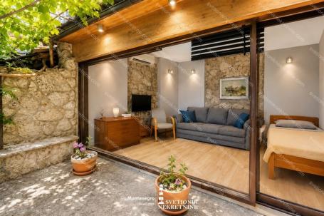 Apartments for sale Herceg Novi – Luxury Spacious Two-Bedroom Apartment with Pri