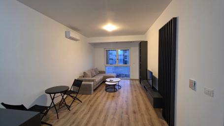 Moderno opremljen stan 47m² sa parking mestom na prestižnoj lokaciji – Ulcinj, Bulevar Teuta
