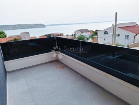 Vila na 250m od mora, Rtina