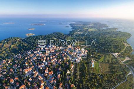 Istra, Premantura, duplex kuća 260 m² s pogledom na more i bazenom 24 m²