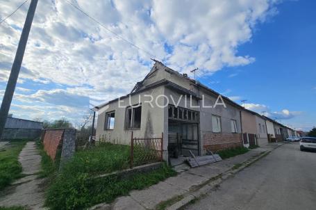 Josipovac, Zemljište 610 m² s postojećom kućom za rušenje