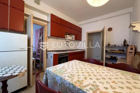 Zagreb, Centar, dvosoban stan za adaptaciju, 40 m²