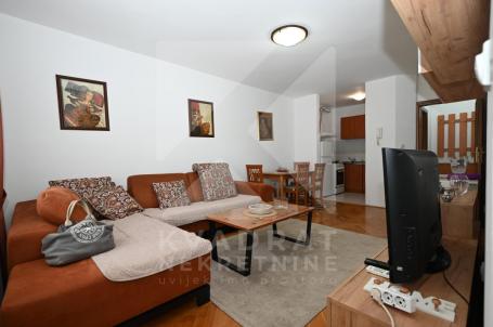 Izdavanje, Jednosoban stan, Podgorica, Stara Varoš, 51m2