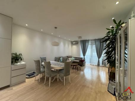 NOVI SAD - SAJAM - ČETVOROSOBAN STAN - 97 m2 - 309,720€
