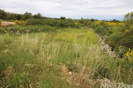 Poljoprivredno zemljište 760 m2