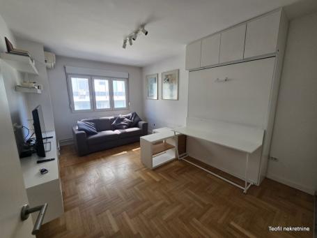 VRACAR BULEVAR 40m2 , (T) ,600e