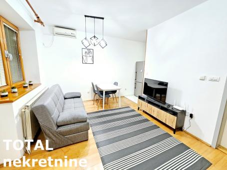 NOVI SAD - CENTAR - 42.00 m2