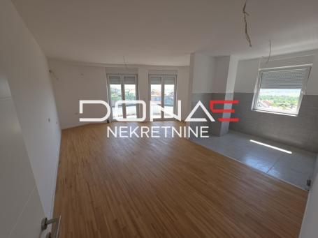 Trosoban stan u novogradnji, 78m² – Ledena Stena, odlična spratnost i pogled
