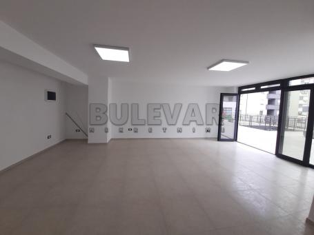 Izdaje se lokal u Vagresu, 45m2