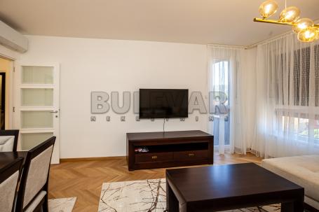 Neuseljavan četvorosoban stan u novogradnji sa garažnim mestom, 86m2