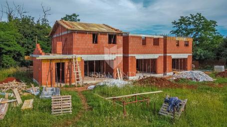 Umag, kuća NOVOGRADNJA 111 m2 na rubu grada