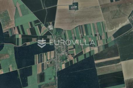 Baranja, Kozarac, poljoprivredno zemljište uz šumu 1,2 ha