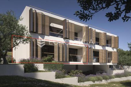Vodice, moderan dvosoban stan s lođom u novogradnji