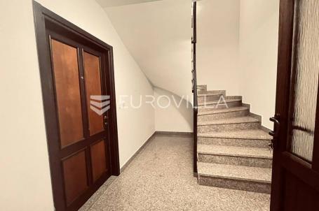Istra, Poreč, najam stana sa dvije spavaće sobe 67,13 m² sa terasom i vrtom