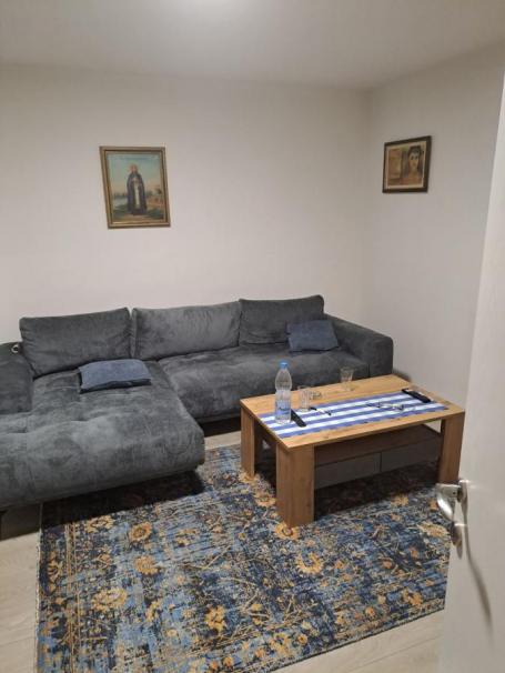 Dvosoban stan 52 m², Novo Naselje, Novi Sad, 1. sprat
