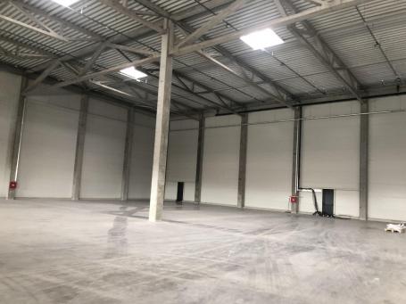 ZEMUN NOVOSADSKI AUTOPUT 1500m2 , 6000e