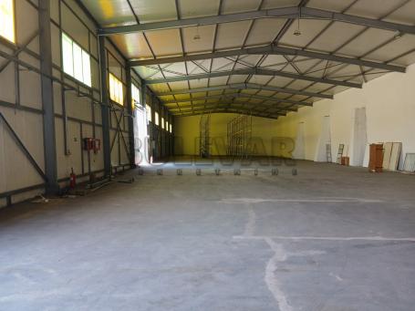 Izdaje se hala-magacin na putu ka Malči, 3001m2