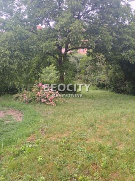Voždovac, Banjica, Plitvička , 14a, 25000EUR