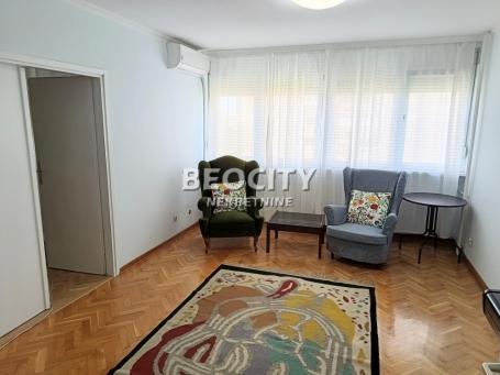 Novi Beograd, Hotel Jugoslavija, Bulevar Maršala Tolbuhina, 4.0, 88m2, 1000EUR