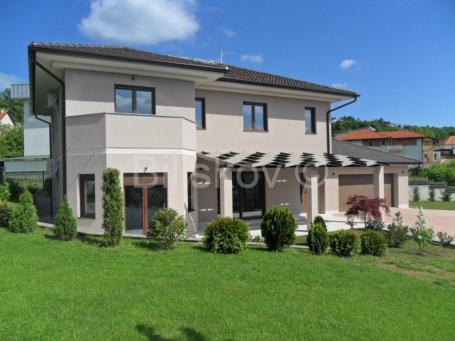 Prodaja, Šestine, urbana obiteljska vila 400m2, okućnica 1300m2
