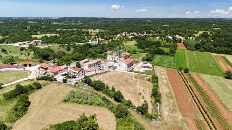 Istra, Žminj, okolica, građevinsko zemljište s projektom i dozvolom