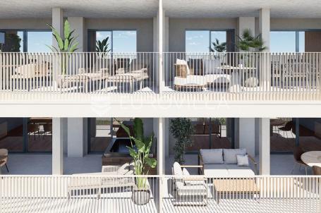 Istra, Umag, luksuzni prizemni stan s vrtom 104 m², S011