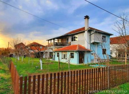 Prodaja, Kuća, 166m2 , Petrovac