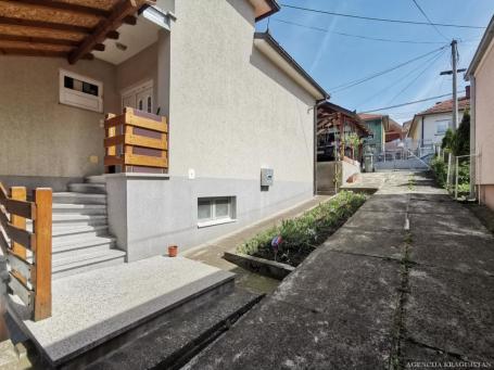 Prodaja, Kuća, 160m2 , Kragujevac