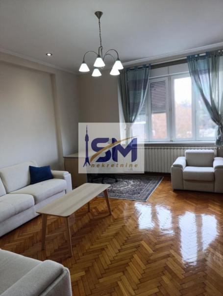 Centar, odličan namešten stan 67m2