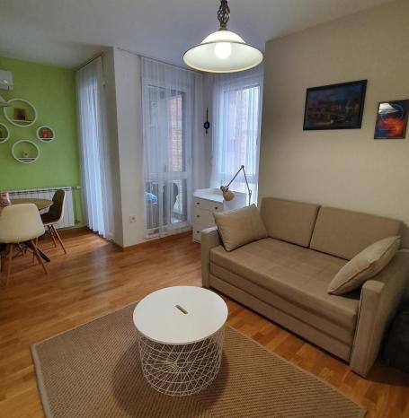 Jednosoban - Novogradnja - 31m2 - Namešten!