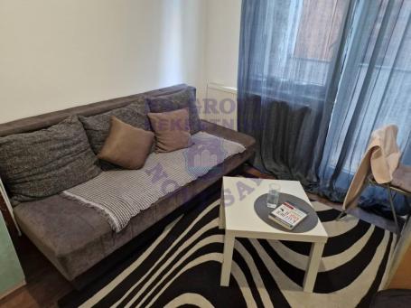 Na prodaju garsonjera na top lokaciji, GRBAVICA 23m2, 572546