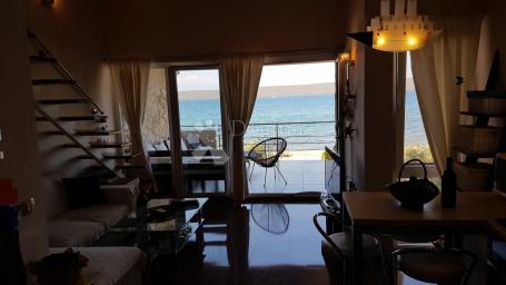 OTOK PAŠMAN, 1. RED DO MORA – DVOJNA KUĆA S DVA APARTMANA I DIREKTNIM IZLAZOM NA PLAŽU