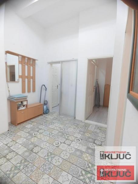GRBAVICA, 54m2, Dvoiposoban može i za poslovni prostor