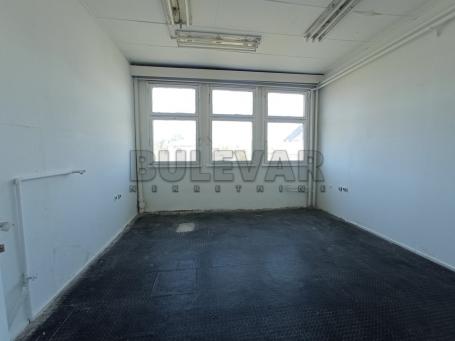 Izdaje se poslovni objekat 187m2, na periferiji Niša
