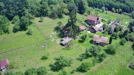Autentično zagorsko seosko imanje na 18.512m² – privatnost, priroda i veliki potencijal