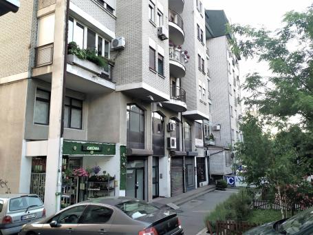 Vračar, Maksima Gorkog, izdavanje garaže - magacina . . 