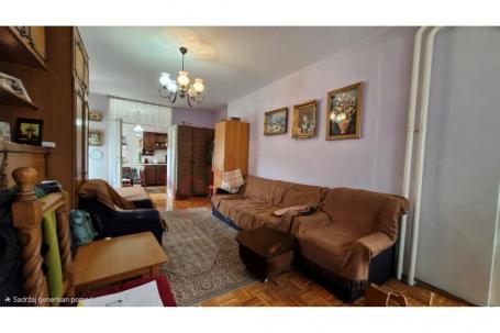 
				Savski blokovi, 70m2, prvi sprat
			