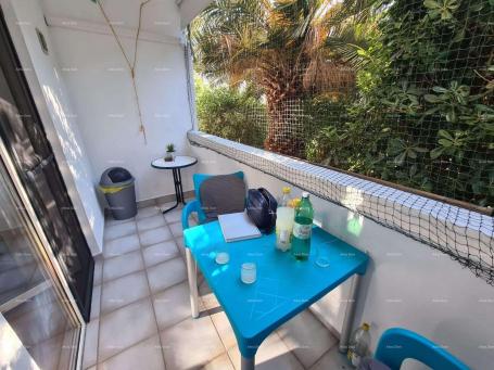 Apartment Ground floor apartment with a terrace and pool. Medulin.