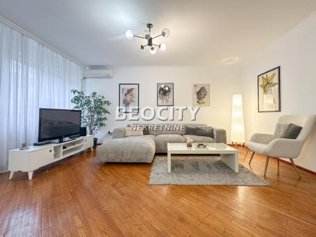 Vračar, Hram Svetog Save, , 4.0, 100m2, 1400EUR