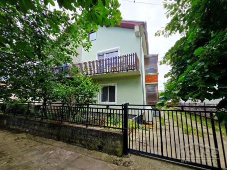 RUMENKA - CENTAR - 139.00 m2
