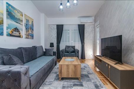 Jednosoban lijepo namješten stan, 43m2, Tuški put, Podgorica