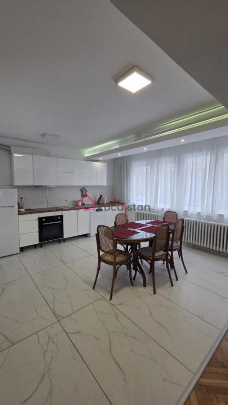 Comfortable Apartment with Two Bathrooms
