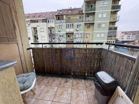 Prodaje se odličan jednoiposoban stan!