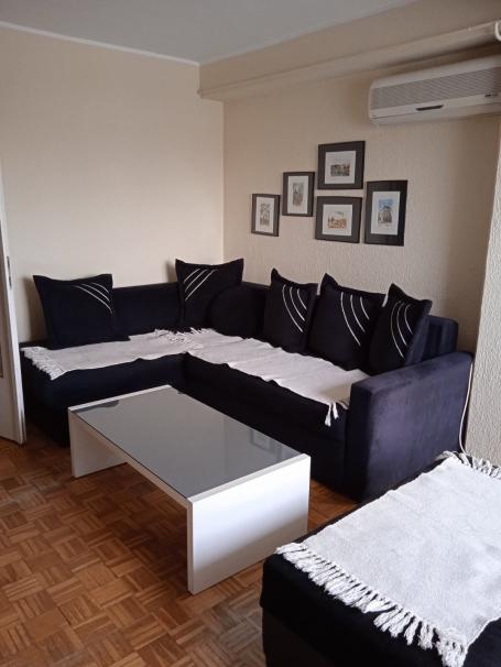 Trosoban stan 87m², Botanička bašta, lođa + terasa. Preporuka!