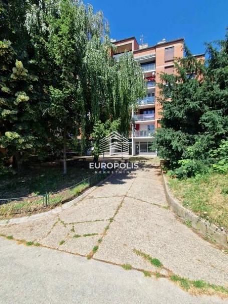 Duplex za renoviranje, 4.0, Petlovo brdo ID#9561