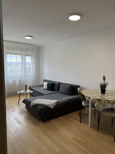 NOVI SAD - NOVO NASELJE - 40.00 m2