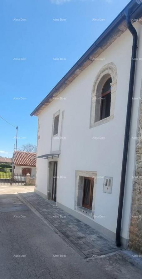 Kuća Prodaje se renovirana kuća, Barban