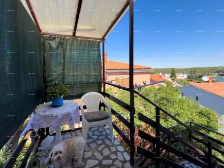 Stan Prodaje se stan u Banjolama – 81 m², blizina mora