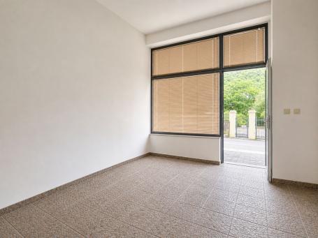 Izdavanje poslovnog prostora 32m2 – Podkosljun, Budva