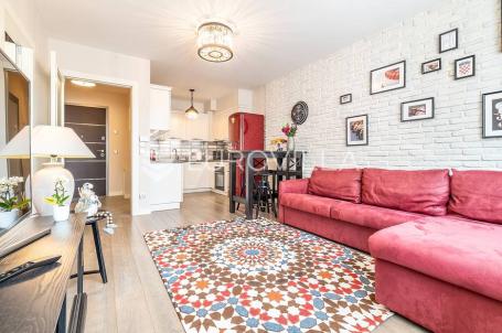 Zagreb, blizina Radničke moderan dvosoban stan s garažom, 52 m²